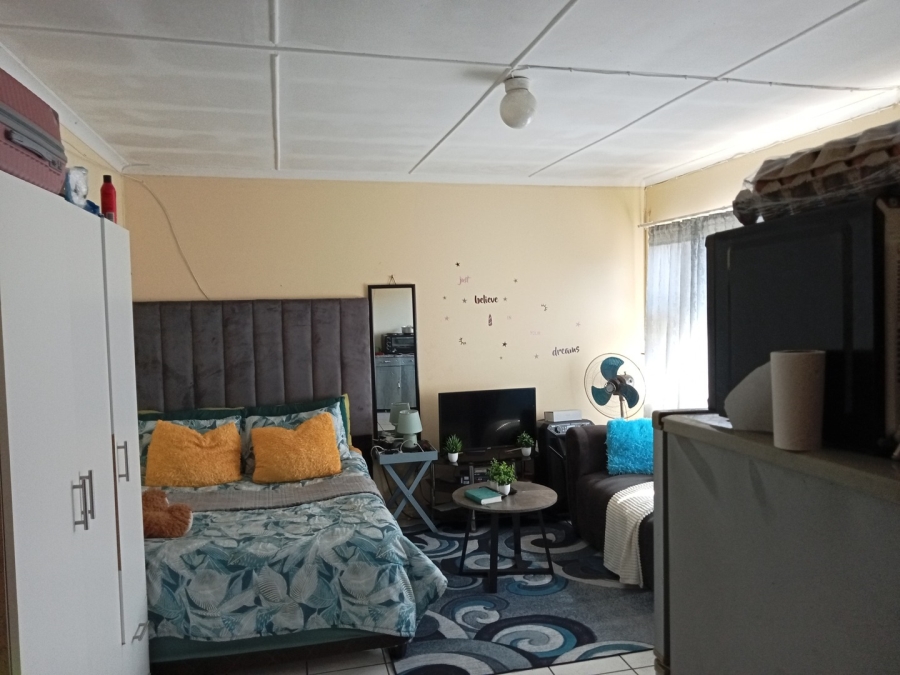 4 Bedroom Property for Sale in Quigney Eastern Cape